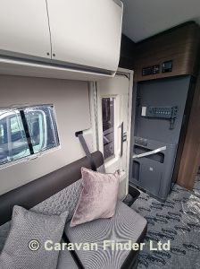 Adria Coral Supreme 670 DC 2024 (Trade) image 6