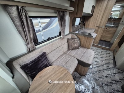 Bailey Autograph IV 72-2 2026 (Trade) image 5