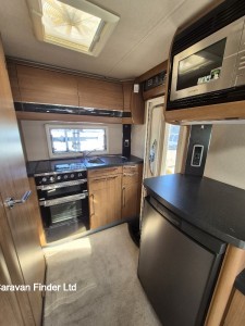 Autotrail Frontier Navajo 2015 (Trade) image 7