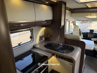 Burstner Elegance i800 2012 (Trade) image 9