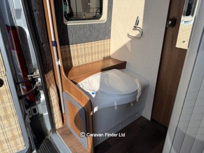 Autosleeper Sussex EB 2013 (Trade) image 9