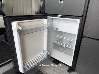 Vw T7 Campervan Escape Campers Conversion 2025 (Trade) image 6