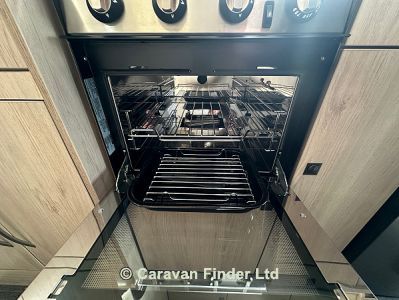 Autotrail Expedition C73 2023 (Trade) image 7