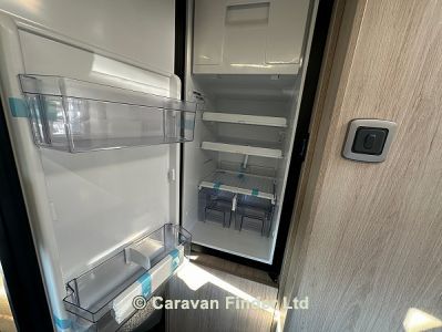 Autotrail Expedition 66 2025 (Trade) image 11