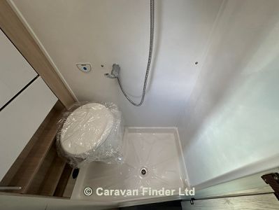 Autotrail Expedition 66 2025 (Trade) image 12