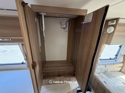 Swift Lifestyle 664 2015 (Trade) image 11