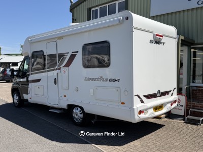 Swift Lifestyle 664 2015 (Trade) image 2