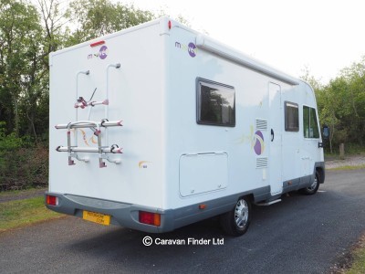 Mooveo 1683 2.3 Diesel Coachbuilt Motorhome 2009 (Trade) image 2