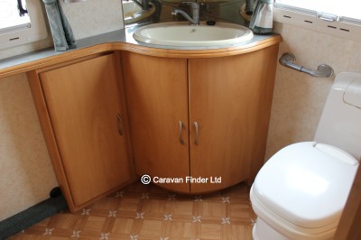 Lunar Roadstar 720 2005 (Trade) image 9