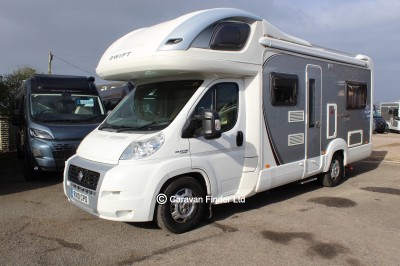Used Swift Voyager 695 EL 2010 motorhome Image